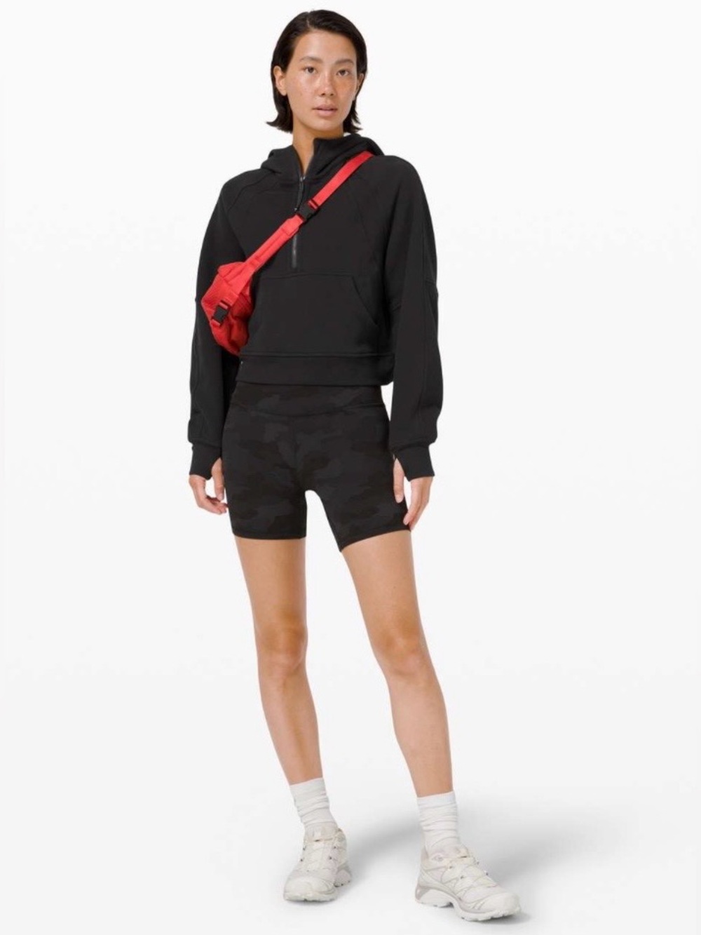Lululemon Scuba Oversized 1/2 Zip Hoodie
Black XS/S